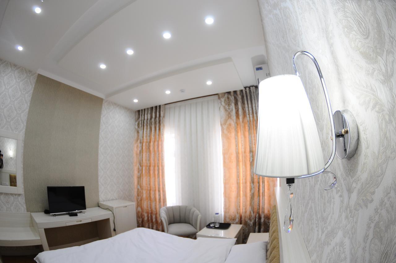 Hotel Afrosiyob Qarshi Exterior photo